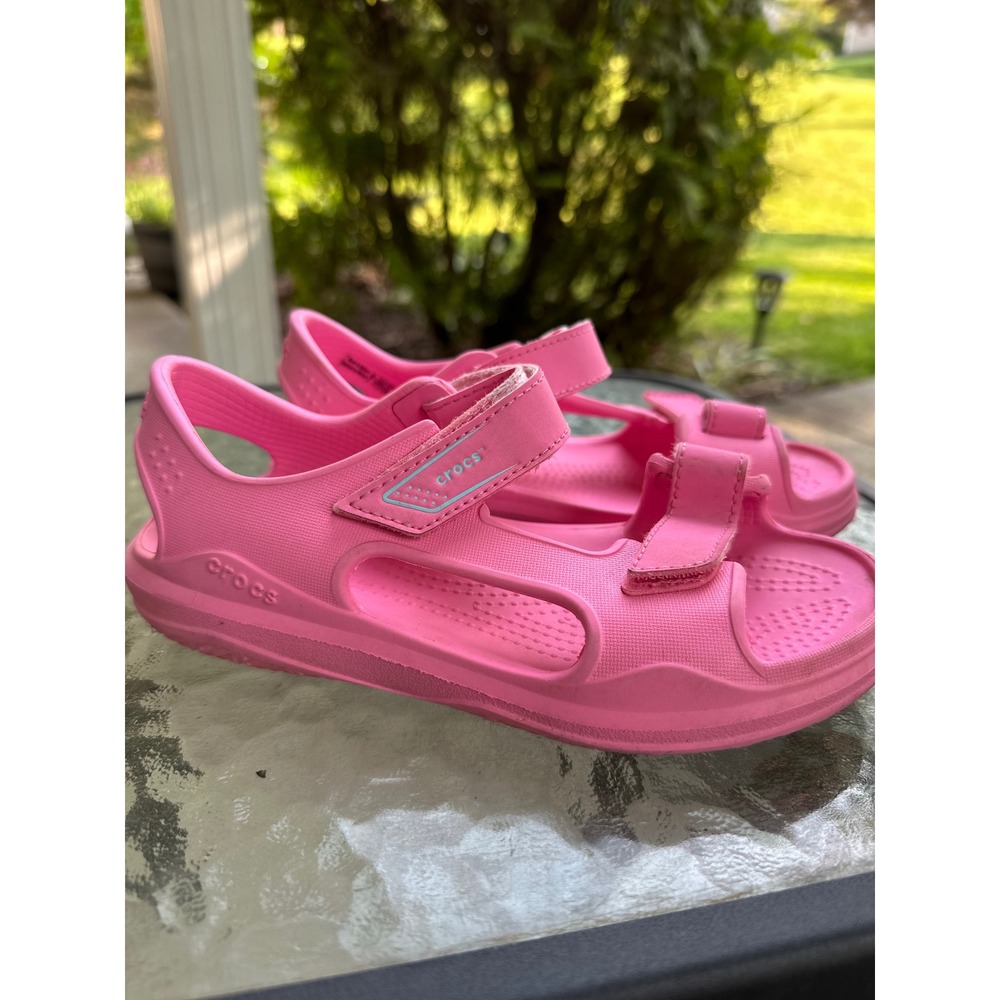 Crocs Sandal Adjustable‎ Strap Pink Sandals Comfortable Kids Size Junior 1
